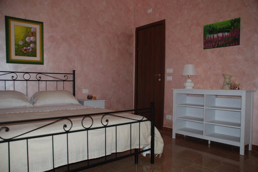 Ernest'S Apartment فيوميتشينو المظهر الخارجي الصورة